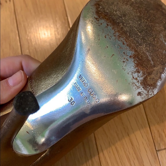 HP 🎉 DSQUARED Gold High Heels - Picture 4 of 9